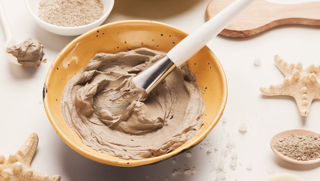 How Long to Leave Clay Mask On: Does Time Really Matter?
