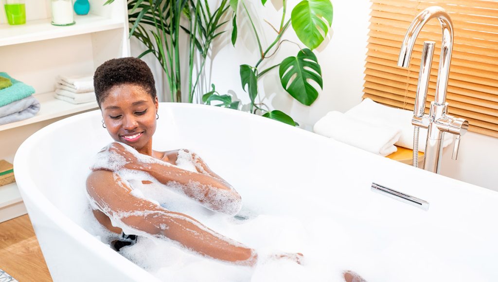 How to Choose the Right Skin Brightening Body Wash for Radiant, Even-Toned Skin