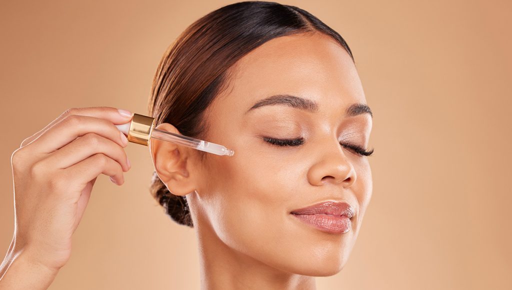 Best Dark Spot Brightening Serum: What to Look For & Top Picks