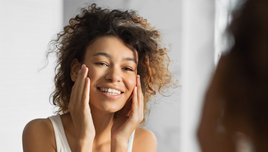 Best Facial Oil for Aging Skin: Top Picks to Consider