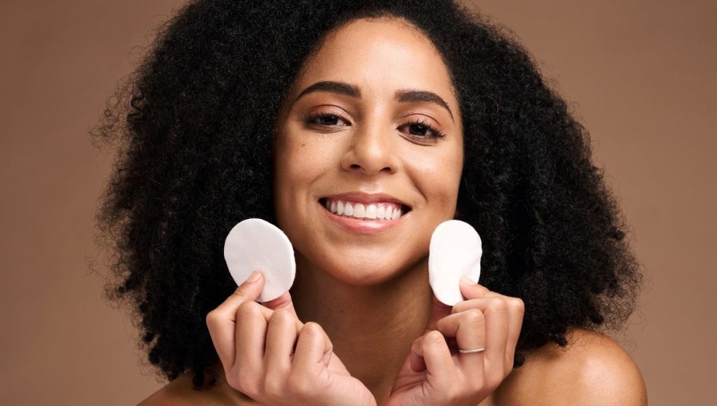 Bonus Section: Combining Glycolic and Salicylic Acid Safely