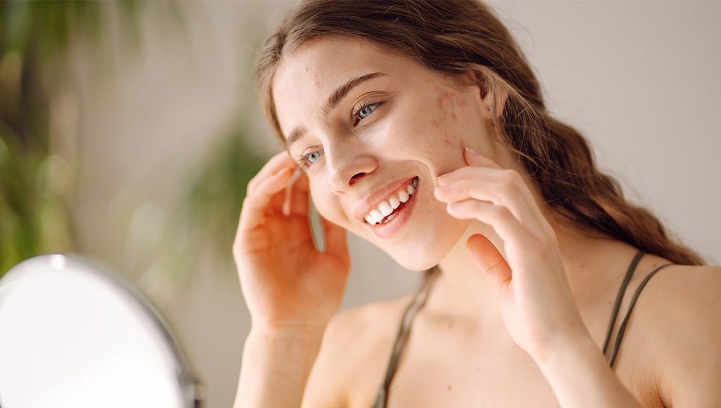 Brightening the Skin While Clearing Sebaceous Filaments