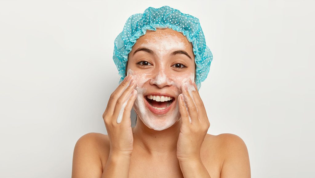 Choosing a Facial Cleanser for Dark Spots: Ingredients That Matter
