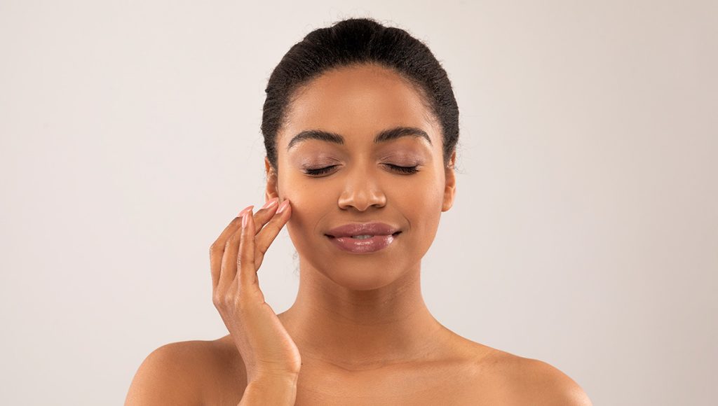 Essential Oils for Face Wrinkles: Targeting Fine Lines and Crow’s Feet