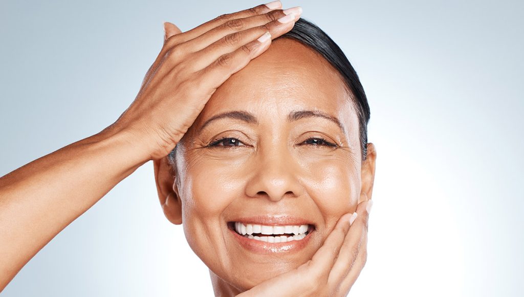 Facial Toner for Mature Skin: Hydration and Gentle Ingredients Matter