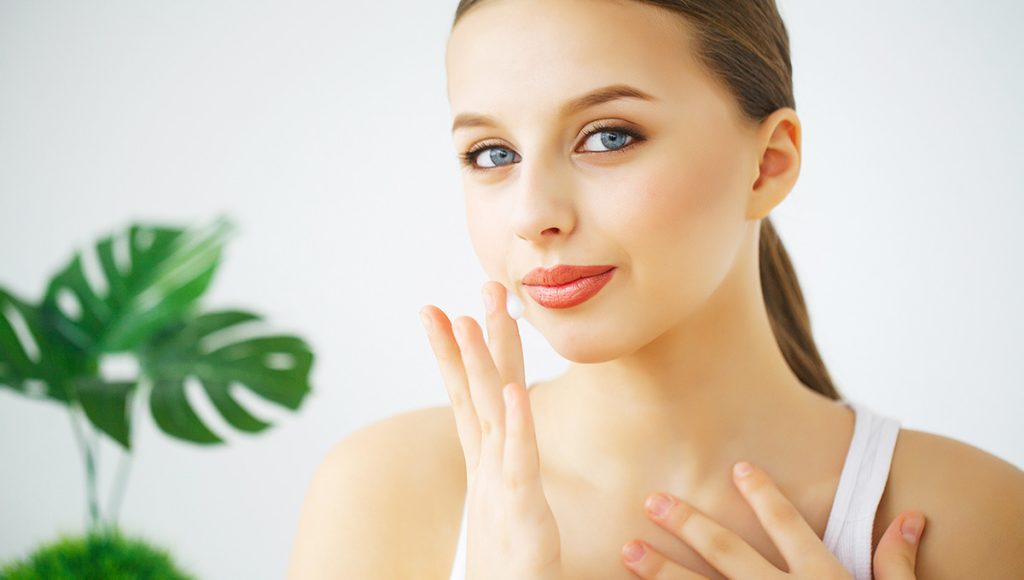 How to Build a Skincare Routine with Retinol and Salicylic Acid