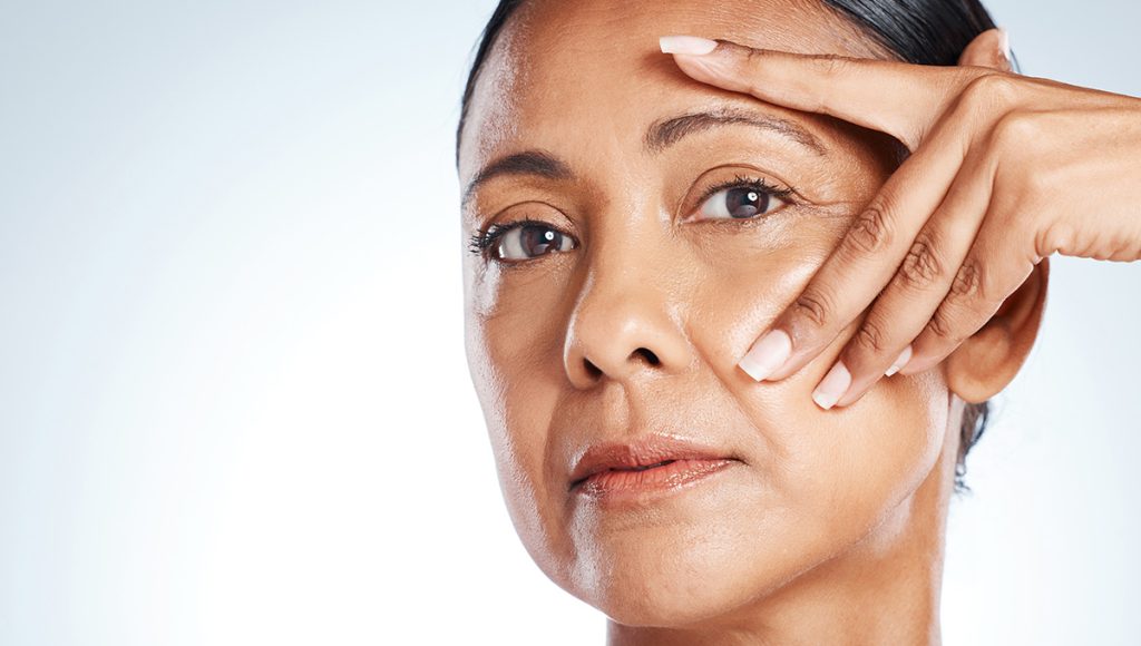 How to Layer Products for Maximum Results with the Best Facial Cream for Dark Spots