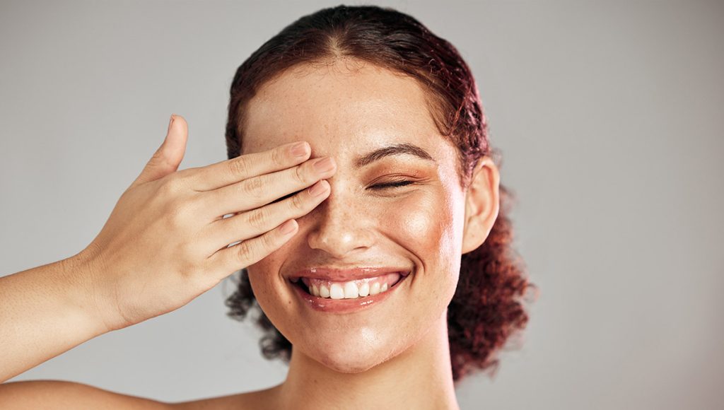 How to Use Retinol Products for Dark Spots Safely
