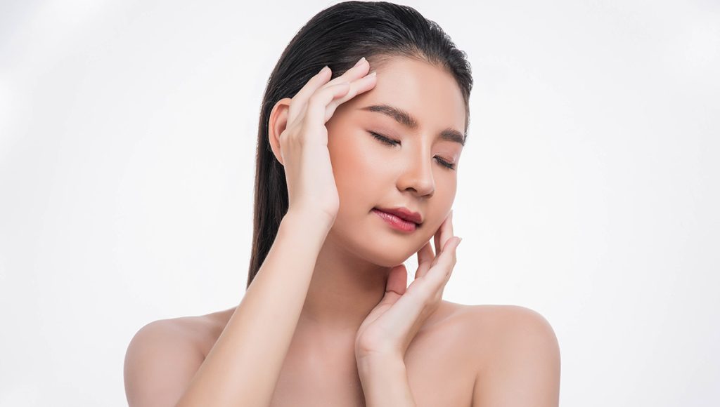 Is Retinol Good for Dark Spots Benefits, Products & How to Use It Effectively