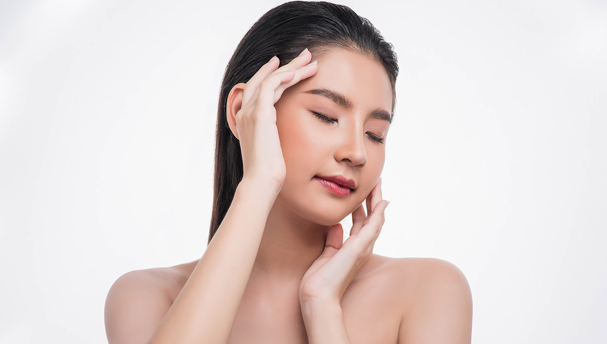 Is Retinol Good for Dark Spots Benefits, Products & How to Use It Effectively