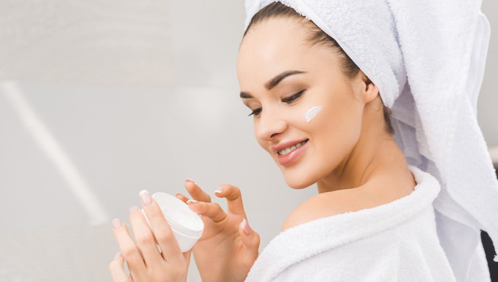 Pairing a Water Based Face Moisturizer with the Nasola Dark Spot Corrector Cream