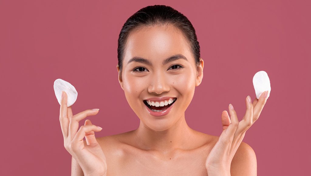 The Role of Exfoliating Pads in Fading Dark Spots