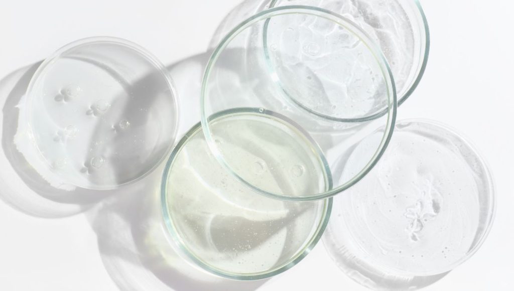 The Role of Kojic Acid in Preventing Breakouts Related to Vitamin E Oil