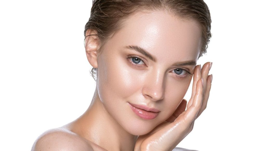 Unlock Radiance with Glowing Body Oil: Benefits, Best Picks, and More