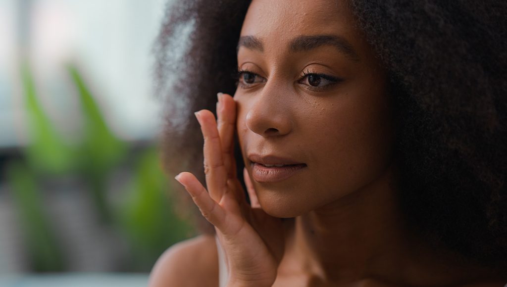 Using Facial Peels with Witch Hazel for Faster Results