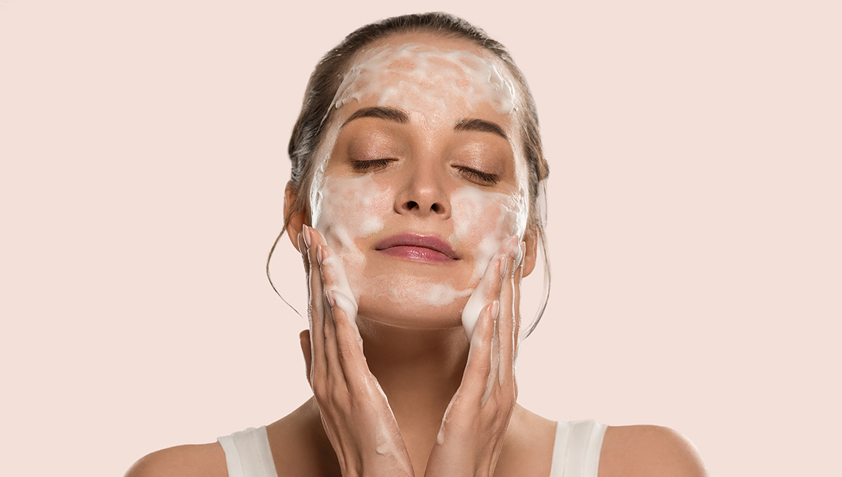 What Is a Water Based Cleanser and Why Your Skin Needs It