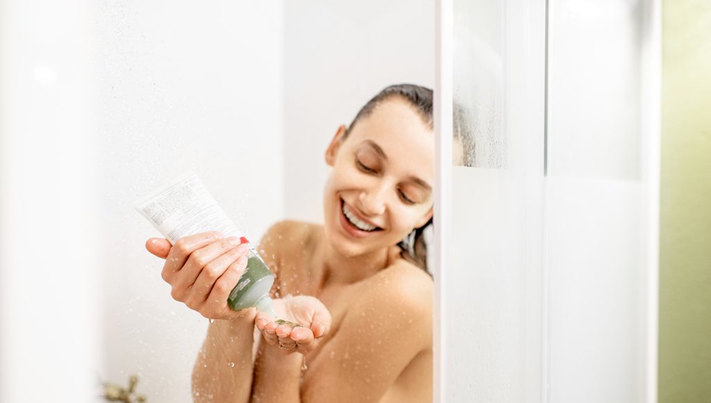 Fragrance-Free Formulas: Hidden Heroes in Any Body Wash for Keratosis Pilaris
