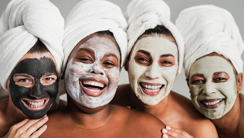 How the Nasola Kojic Acid Turmeric Clay Mask Enhances Bentonite Clay Benefits