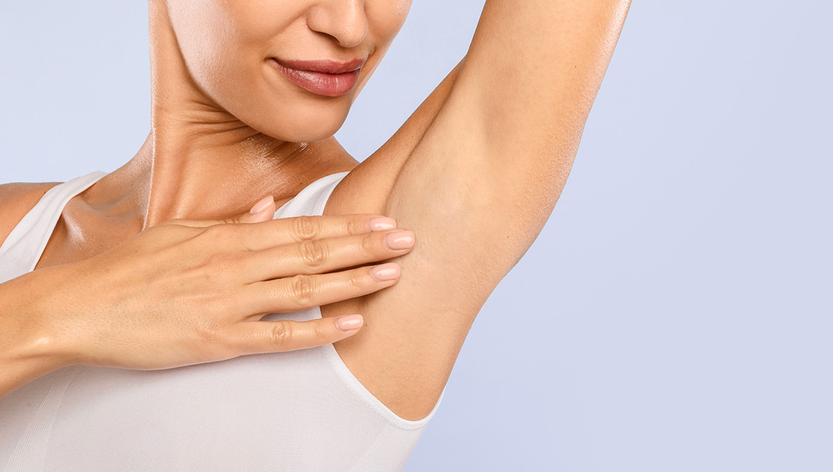 How to Do a Bentonite Clay Armpit Detox for Clearer, Healthier Skin