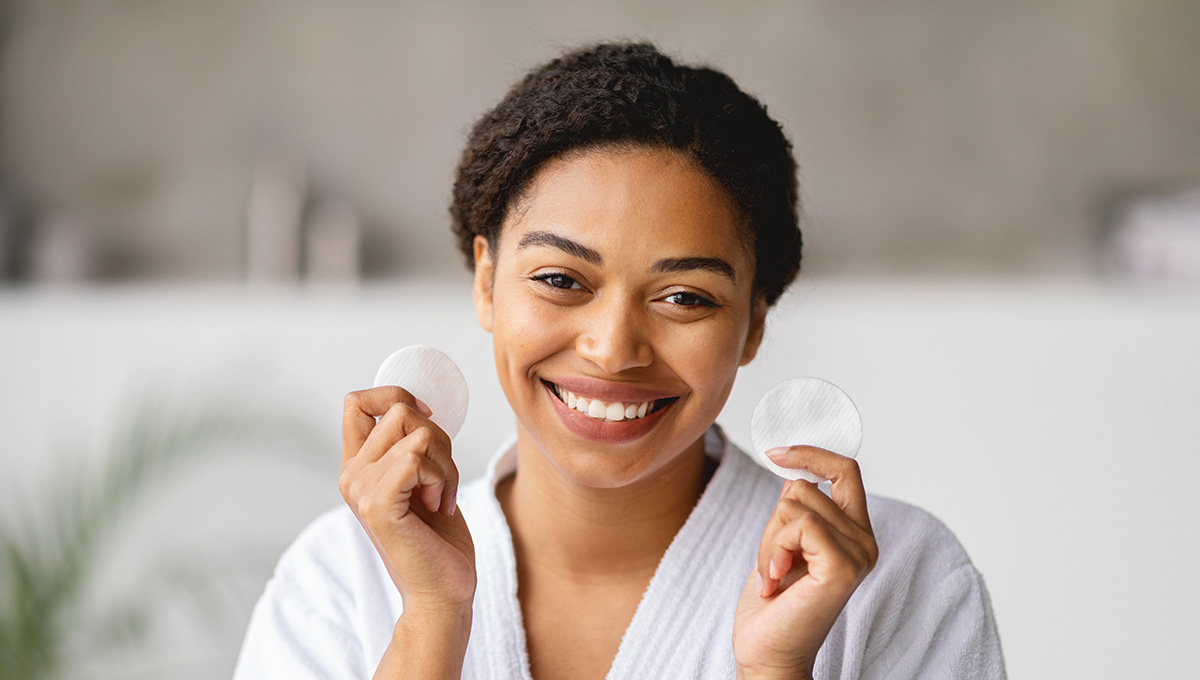 How Turmeric Kojic Acid Pads Can Transform Your Skincare Routine