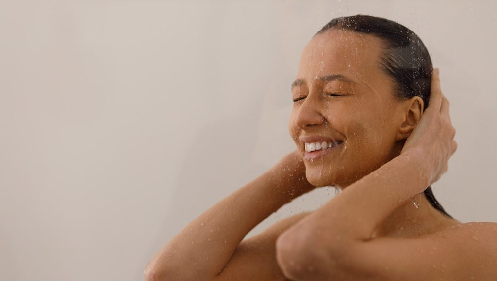 Keep Your Glow: Using Kojic Acid in the Best Body Wash for Spray Tan