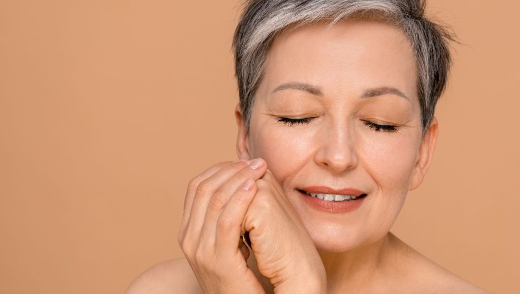 When Should You Start Using the Best Moisturizer for Crepey Skin?