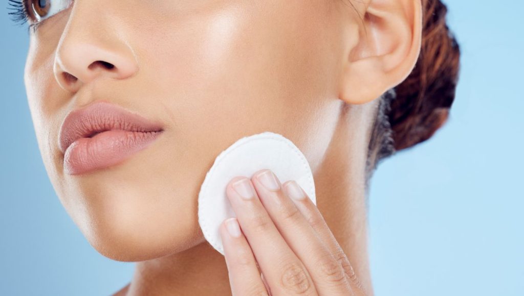 Additional Tip: Pairing with Serums and Moisturizers Post-Exfoliation