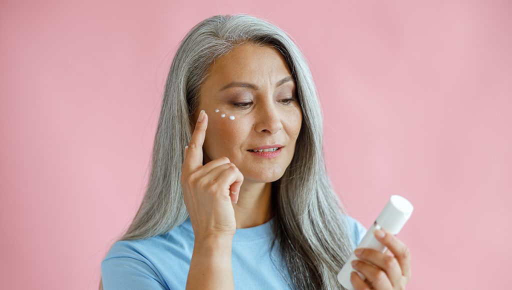 Collagen and Retinol: Top Anti-Aging Duos for the Best Eye Cream for Mature Skin