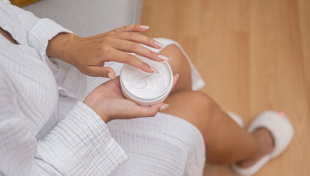 How to Apply Medical Cream for Dark Inner Thighs for Best Results