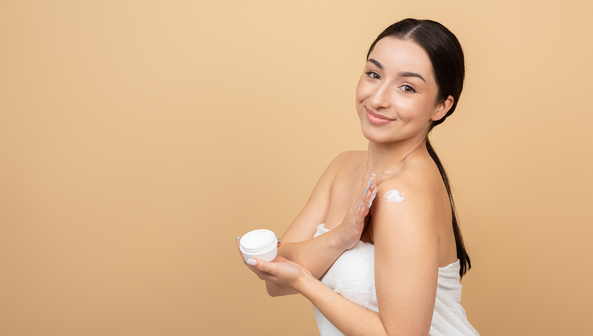 How to Effectively Use a Dark Spot Removal Cream for Clearer, Brighter Skin